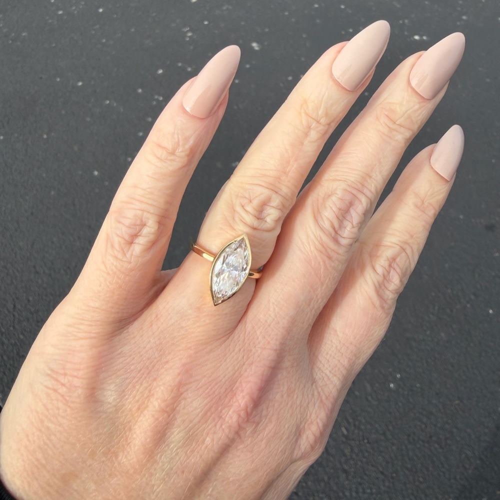 18k 3.09 CT Yellow Gold Lab Grown Diamond Ring